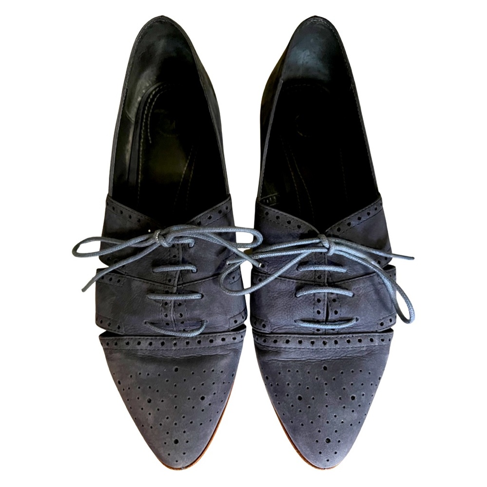 Johnston & Murphy Blue Suede Flats